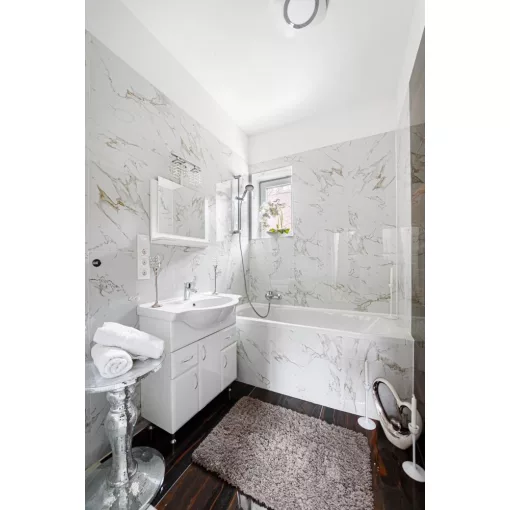 Carrara White 60x60 polírozott rektifikált márványmintás gres-porcelán padlóburkolat