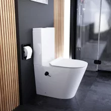 HD Echo White perem nélküli mély öblítésű íves monoblokkos WC hátsó kifolyású, bidé funkcióval, slim "F" tetővel és matt fekete kiegészítőkkel + tartály