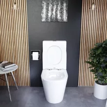 HD Dream Glossy White perem nélküli mély öblítésű íves monoblokkos WC alsó kifolyású slim "P" tetővel és fényes króm kiegészítőkkel + tartály