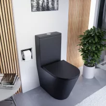 HD Dream Matt Black perem nélküli mély öblítésű íves fekete monoblokkos WC hátsó kifolyású slim "P" tetővel és fényes króm kiegészítőkkel + tartály