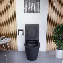 HD Dream Matt Black perem nélküli mély öblítésű íves fekete monoblokkos WC alsó kifolyású slim "P" tetővel és fényes króm kiegészítőkkel + tartály