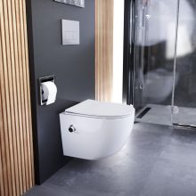 HD Vario White perem nélküli mély öblítésű íves fali WC, bidé funkcióval, slim "P" tetővel és fényes króm zsanérral