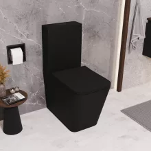 HD Ariana Matt Black perem nélküli mély öblítésű szögletes monoblokkos WC hátsó kifolyású slim "S" tetővel és matt fekete kiegészítőkkel + tartály