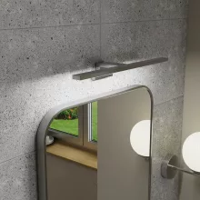 HD Kim Chrome 50x70 cm széles fürdőszobai szögletes fali tükör, szálcsiszolt alumínium kerettel és LED lámpával
