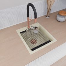 HD Infinity White 43 egymedencés gránit mosogatótálca szett, vágódeszkával, acél csepegtetőráccsal, tört fehér színben, szálcsiszolt réz leeresztő szifonnal