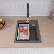 HD Infinity Antracit 43 egymedencés gránit mosogatótálca szett, vágódeszkával, matt fekete csepegtetőráccsal és krómozott kosárral, matt antracit színben, szálcsiszolt arany leeresztő szifonnal