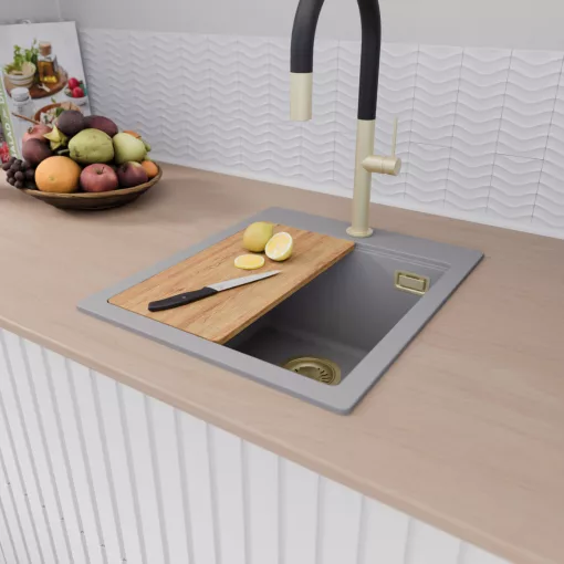 HD Infinity Grey 43 egymedencés gránit mosogatótálca szett, vágódeszkával, acél csepegtetőráccsal és matt fekete kosárral, alpesi szürke színben, szálcsiszolt arany leeresztő szifonnal