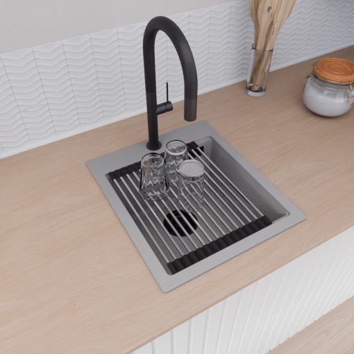 HD Infinity Grey 43 egymedencés gránit mosogatótálca szett, vágódeszkával, acél csepegtetőráccsal, alpesi szürke színben, matt fekete leeresztő szifonnal