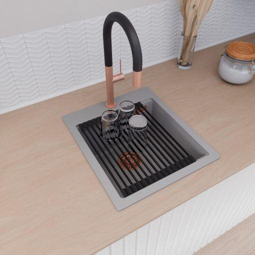 HD Infinity Grey 43 egymedencés gránit mosogatótálca szett, vágódeszkával, matt fekete csepegtetőráccsal és krómozott kosárral, alpesi szürke színben, szálcsiszolt réz leeresztő szifonnal