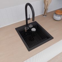 HD Infinity Black 43 egymedencés gránit mosogatótálca szett, matt fekete csepegtetőráccsal, matt fekete színben, matt fekete leeresztő szifonnal