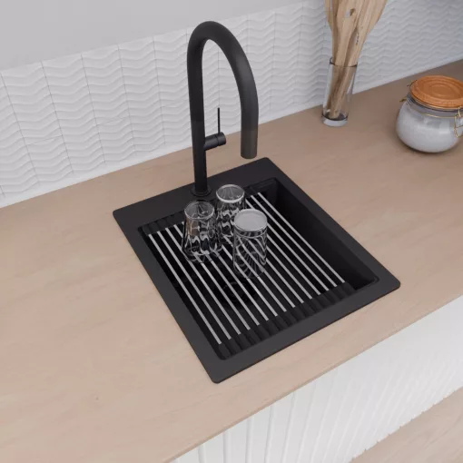 HD Infinity Black 43 egymedencés gránit mosogatótálca szett, vágódeszkával, acél csepegtetőráccsal és kosárral, matt fekete színben, matt fekete leeresztő szifonnal
