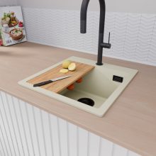 HD Infinity White 48 egymedencés gránit mosogatótálca szett, vágódeszkával, acél csepegtetőráccsal és kosárral, tört fehér színben, matt fekete leeresztő szifonnal