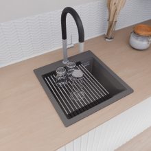 HD Infinity Antracit 48 egymedencés gránit mosogatótálca szett, acél csepegtetőráccsal és kosárral, matt antracit színben