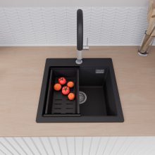 HD Infinity Black 48 egymedencés gránit mosogatótálca szett, acél csepegtetőráccsal és matt fekete kosárral, matt fekete színben, szálcsiszolt króm leeresztő szifonnal