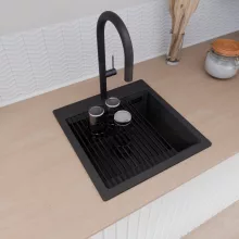 HD Infinity Black 48 egymedencés gránit mosogatótálca szett, matt fekete csepegtetőráccsal és krómozott kosárral, matt fekete színben, matt fekete leeresztő szifonnal