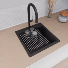 HD Infinity Black 48 egymedencés gránit mosogatótálca szett, acél csepegtetőráccsal és matt fekete kosárral, matt fekete színben, matt fekete leeresztő szifonnal