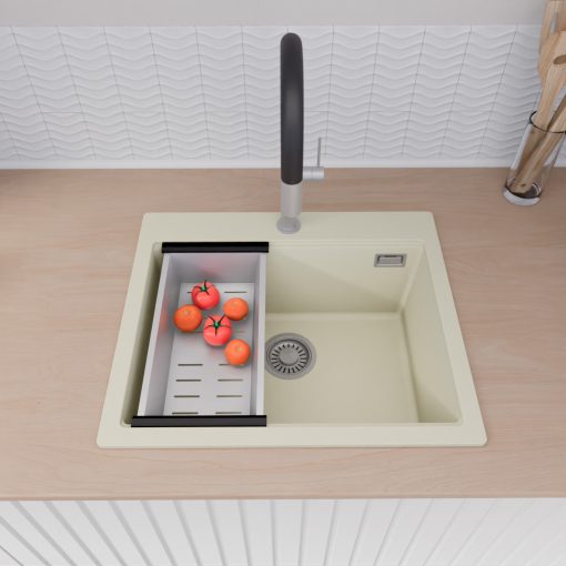 HD Infinity White 58 egymedencés gránit mosogatótálca szett, vágódeszkával, matt fekete csepegtetőráccsal és krómozott kosárral, tört fehér színben, szálcsiszolt króm leeresztő szifonnal