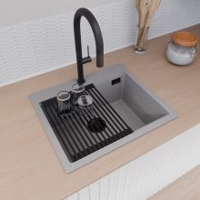 HD Infinity Grey 58 egymedencés gránit mosogatótálca szett, matt fekete csepegtetőráccsal és kosárral, alpesi szürke színben, matt fekete leeresztő szifonnal