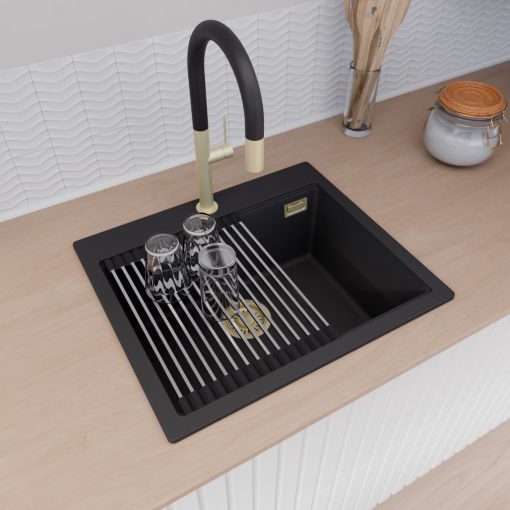 HD Infinity Black 58 egymedencés gránit mosogatótálca szett, vágódeszkával, acél csepegtetőráccsal és matt fekete kosárral, matt fekete színben, szálcsiszolt arany leeresztő szifonnal