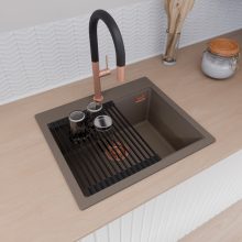 HD Infinity Tortora 58 egymedencés gránit mosogatótálca szett, matt fekete csepegtetőráccsal és krómozott kosárral, tortora színben, szálcsiszolt réz leeresztő szifonnal