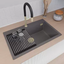 HD Infinity Antracit 78 egymedencés gránit mosogatótálca szett, vágódeszkával, acél csepegtetőráccsal, matt antracit színben, szálcsiszolt arany leeresztő szifonnal