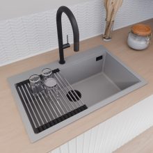 HD Infinity Grey 78 egymedencés gránit mosogatótálca szett, acél csepegtetőráccsal és matt fekete kosárral, alpesi szürke színben, matt fekete leeresztő szifonnal