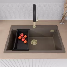 HD Infinity Tortora 78 egymedencés gránit mosogatótálca szett, matt fekete csepegtetőráccsal és kosárral, tortora színben, szálcsiszolt arany leeresztő szifonnal