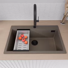HD Infinity Tortora 78 egymedencés gránit mosogatótálca szett, vágódeszkával, acél csepegtetőráccsal és kosárral, tortora színben, matt fekete leeresztő szifonnal