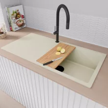 HD Onyx White 100 egymedencés mosogatótálca szett, vágódeszkával, matt fekete csepegtetőráccsal és kosárral, csepegtetőtálcával, tört fehér színben, matt fekete leeresztő szifonnal