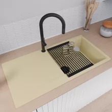 HD Onyx Beige 100 egymedencés mosogatótálca szett, matt fekete csepegtetőráccsal és kosárral, csepegtetőtálcával, soft bézs színben, matt fekete leeresztő szifonnal