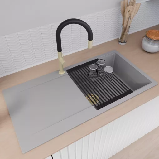 HD Onyx Grey 100 egymedencés gránit mosogatótálca szett, csepegtetőtálcával, vágódeszkával, matt fekete csepegtetőráccsal, alpesi szürke színben, szálcsiszolt arany leeresztő szifonnal