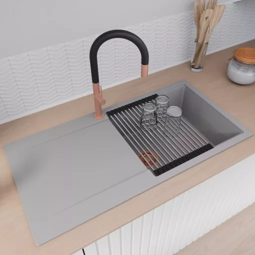 HD Onyx Grey 100 egymedencés gránit mosogatótálca szett, csepegtetőtálcával, vágódeszkával, acél csepegtetőráccsal és kosárral, alpesi szürke színben, szálcsiszolt réz leeresztő szifonnal