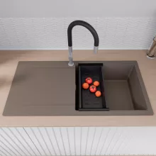 HD Onyx Tortora 100 egymedencés gránit mosogatótálca szett, csepegtetőtálcával, vágódeszkával, matt fekete csepegtetőráccsal és kosárral, tortora színben, szálcsiszolt króm leeresztő szifonnal