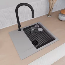 HD Onyx Grey 58 egymedencés mosogatótálca szett, matt fekete csepegtetőráccsal, csepegtetőtálcával, alpesi szürke színben, matt fekete leeresztő szifonnal