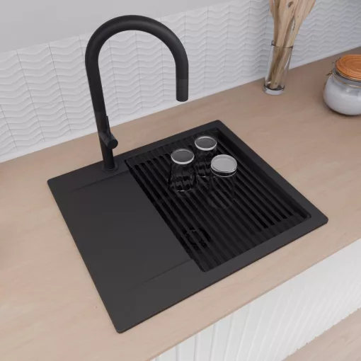 HD Onyx Black 58 egymedencés gránit mosogatótálca szett, csepegtetőtálcával, vágódeszkával, matt fekete csepegtetőráccsal és kosárral, matt fekete színben, matt fekete leeresztő szifonnal