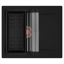 HD Onyx Black 58 egymedencés mosogatótálca szett, acél csepegtetőráccsal és matt fekete kosárral, csepegtetőtálcával, matt fekete színben, szálcsiszolt réz leeresztő szifonnal