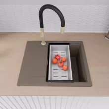 HD Onyx Tortora 58 egymedencés gránit mosogatótálca szett, csepegtetőtálcával, vágódeszkával, acél csepegtetőkosárral, tortora színben, szálcsiszolt arany leeresztő szifonnal