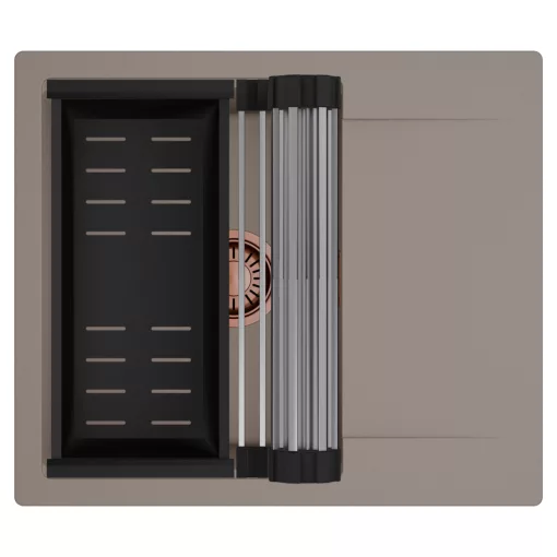 HD Onyx Tortora 58 egymedencés mosogatótálca szett, acél csepegtetőráccsal és matt fekete kosárral, csepegtetőtálcával, tortora színben, szálcsiszolt réz leeresztő szifonnal