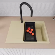 HD Onyx Beige 68-XL egymedencés gránit mosogatótálca szett, csepegtetőtálcával, vágódeszkával, matt fekete csepegtetőkosárral, soft bézs színben, matt fekete leeresztő szifonnal