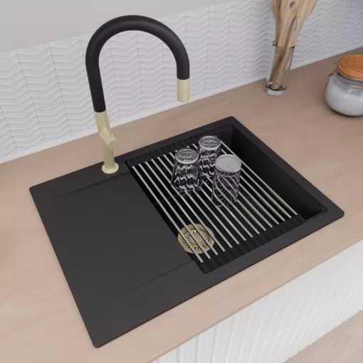 HD Onyx Black 68-XL egymedencés mosogatótálca szett, acél csepegtetőráccsal és matt fekete kosárral, csepegtetőtálcával, matt fekete színben, szálcsiszolt arany leeresztő szifonnal