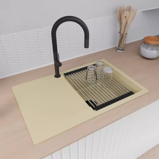 HD Onyx Beige 78 egymedencés gránit mosogatótálca szett, csepegtetőtálcával, vágódeszkával, acél csepegtetőráccsal és kosárral, soft bézs színben, matt fekete leeresztő szifonnal