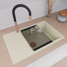 HD Onyx White 78-XL egymedencés mosogatótálca szett, vágódeszkával, matt fekete csepegtetőráccsal és krómozott kosárral, csepegtetőtálcával, tört fehér színben, szálcsiszolt réz leeresztő szifonnal