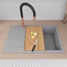 HD Onyx Grey 78-XL egymedencés gránit mosogatótálca szett, csepegtetőtálcával, vágódeszkával, matt fekete csepegtetőráccsal és krómozott kosárral, alpesi szürke színben, szálcsiszolt réz leeresztő szifonnal