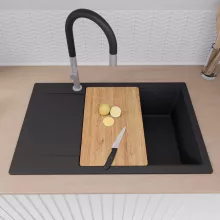 HD Onyx Black 78-XL egymedencés gránit mosogatótálca szett, csepegtetőtálcával, vágódeszkával, matt fekete csepegtetőráccsal, matt fekete színben, szálcsiszolt króm leeresztő szifonnal