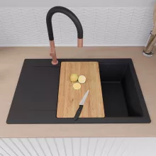 HD Onyx Black 78-XL egymedencés gránit mosogatótálca szett, csepegtetőtálcával, vágódeszkával, matt fekete csepegtetőráccsal és krómozott kosárral, matt fekete színben, szálcsiszolt réz leeresztő szifonnal