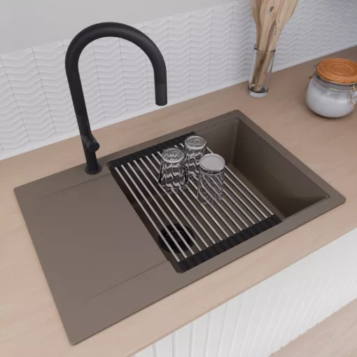 HD Onyx Tortora 78-XL egymedencés gránit mosogatótálca szett, csepegtetőtálcával, vágódeszkával, acél csepegtetőráccsal és matt fekete kosárral, tortora színben, matt fekete leeresztő szifonnal