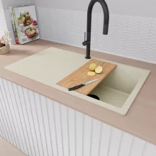 HD Onyx White 86 egymedencés gránit mosogatótálca szett, vágódeszkával, csepegtetőtálcával, vágódeszkával, acél csepegtetőráccsal, tört fehér színben, matt fekete leeresztő szifonnal