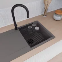 HD Onyx Antracit 86 egymedencés gránit mosogatótálca szett, csepegtetőtálcával, vágódeszkával, matt fekete csepegtetőráccsal, matt antracit színben, matt fekete leeresztő szifonnal