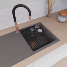 HD Onyx Antracit 86 egymedencés gránit mosogatótálca szett, csepegtetőtálcával, vágódeszkával, matt fekete csepegtetőráccsal, matt antracit színben, szálcsiszolt réz leeresztő szifonnal