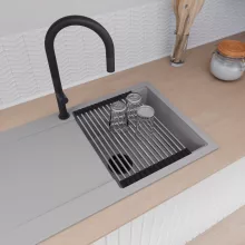 HD Onyx Grey 86 egymedencés mosogatótálca szett, acél csepegtetőráccsal és matt fekete kosárral, csepegtetőtálcával, alpesi szürke színben, matt fekete leeresztő szifonnal